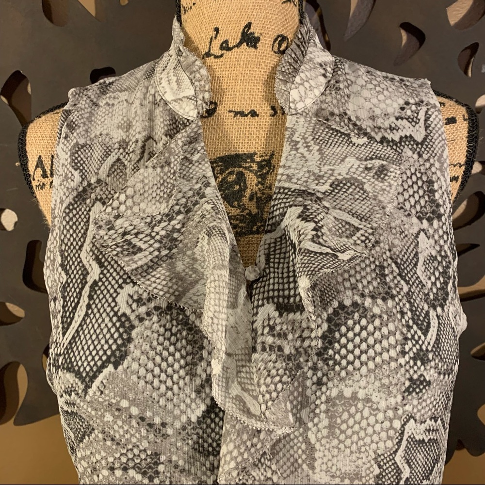 WHBM Snake Skin Ruffle Tank - Picture 2 of 10